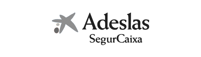 Logo Adeslas SegurCaixa